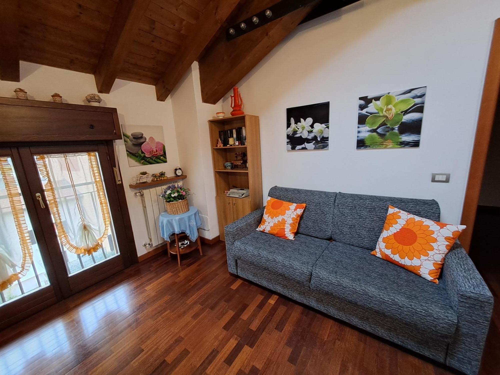 Casa Bea Elegante Mansarda Vicina A Fiera Apartmán Pero